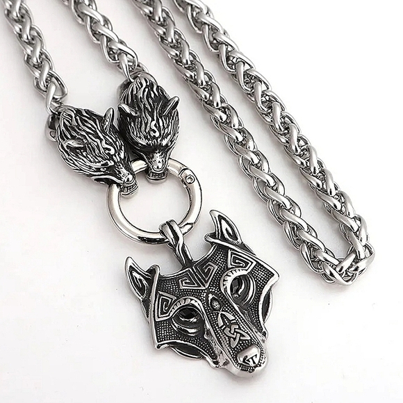 New! MEN'S Nordic Wolf Pendant Necklace. - Picture 3 of 5